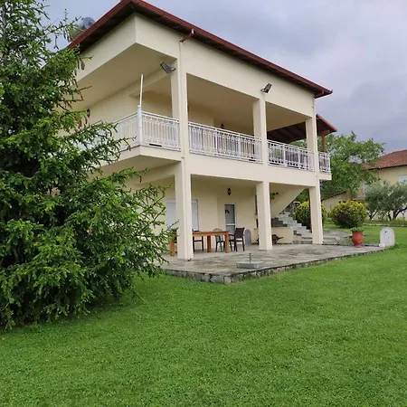 Balcony House *